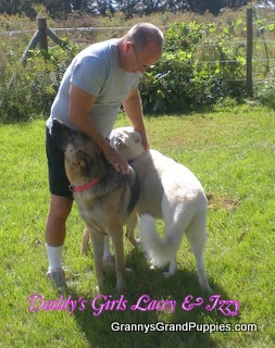 Daddy'sGirlsLacey&IzzyCIMG3440-1.JPG